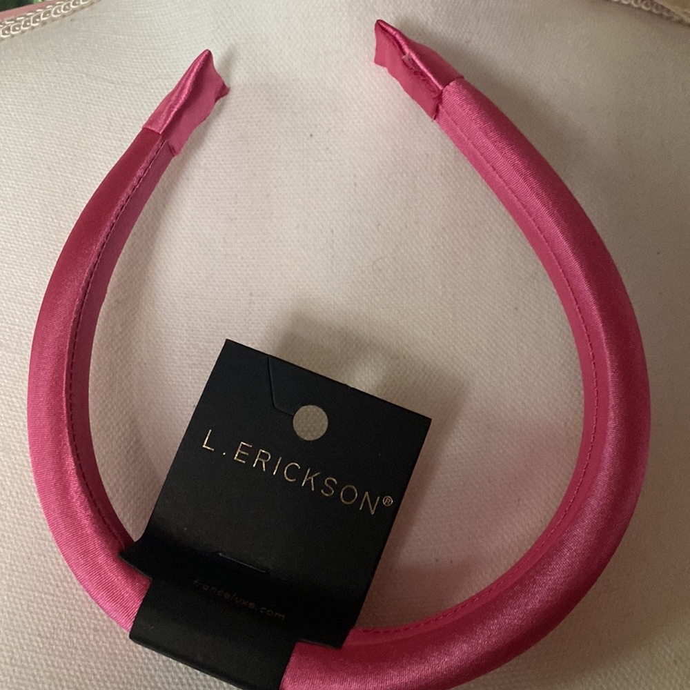 NWT Pink Head Band. One Size. L.ERICKSON®